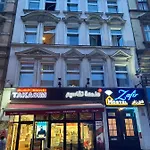 Hotel hostel Zafir